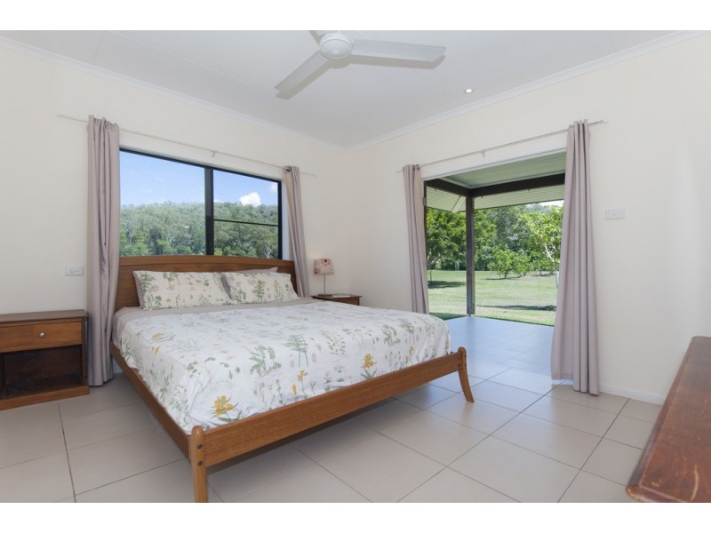 112 Mijo Road, Miallo QLD 4873
