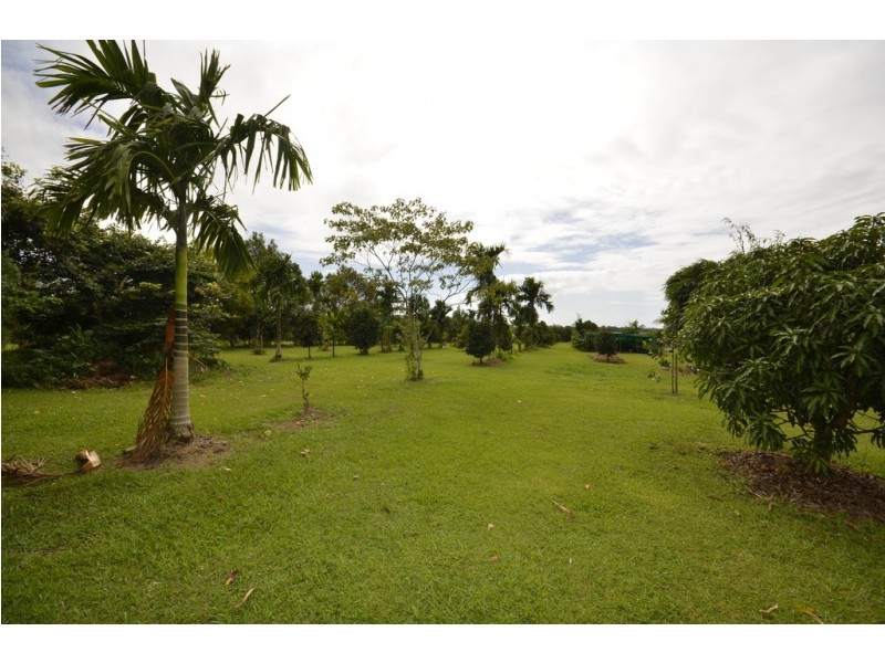 112 Mijo Road, Miallo QLD 4873