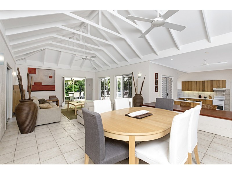 11 Solander Boulevard, Port Douglas QLD 4877