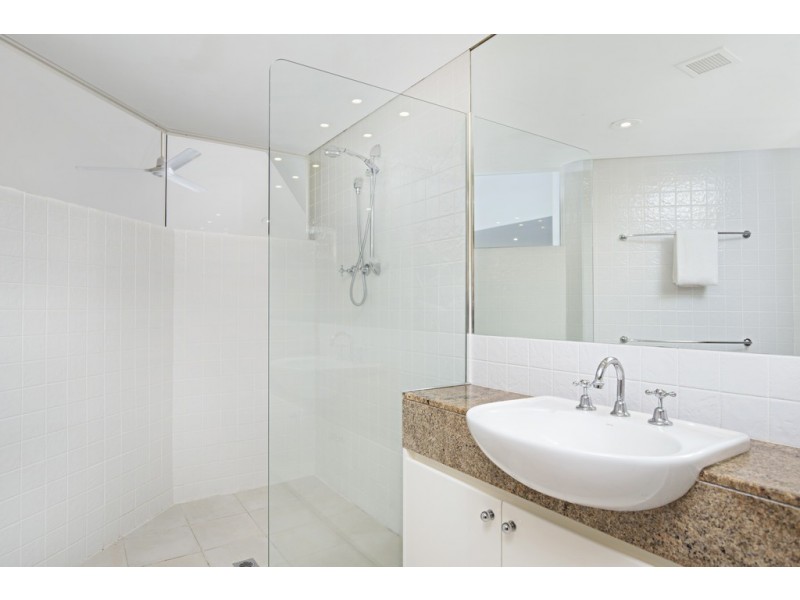 Villa 102/1 Port Douglas Rd (Mirage), Port Douglas QLD 4877