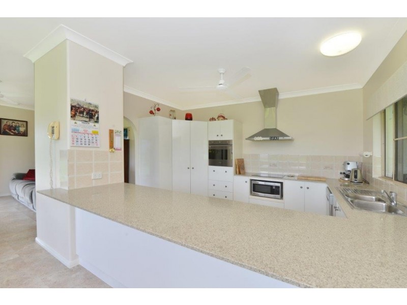 14 Elizabeth Close, Miallo QLD 4873