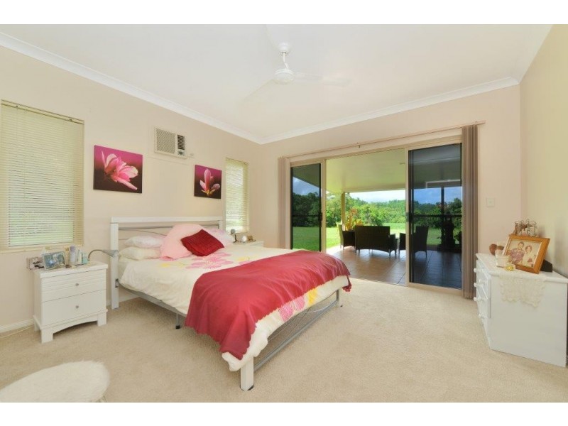 14 Elizabeth Close, Miallo QLD 4873