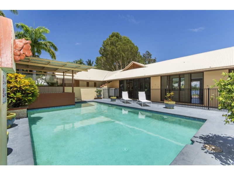 105 St Crispins Avenue, Port Douglas QLD 4877