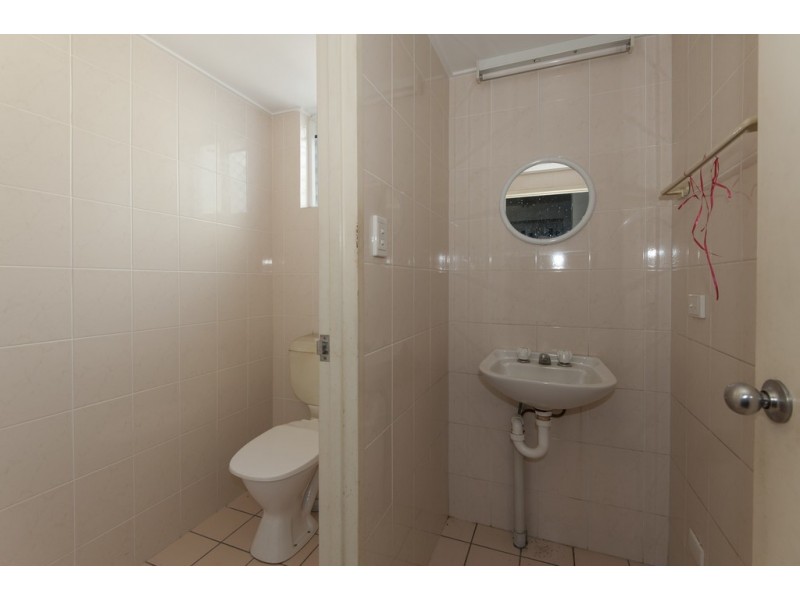 8 Front Street, Mossman QLD 4873