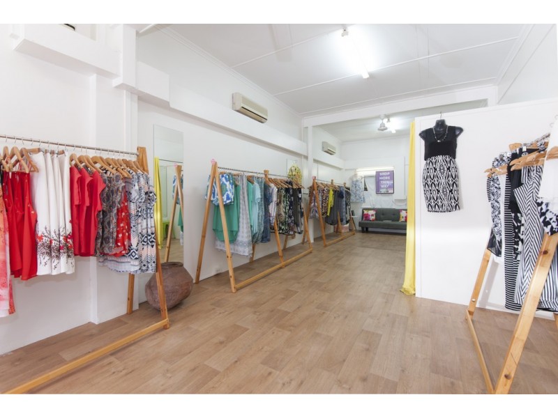 8 Front Street, Mossman QLD 4873