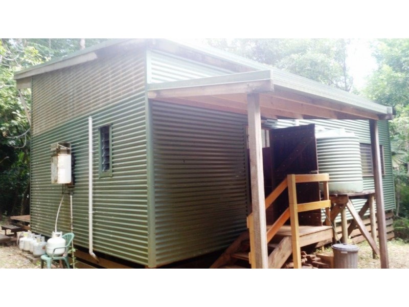 35 Silver Ash Road, Daintree QLD 4873