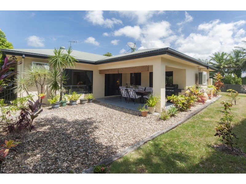 19 Shalom Close, Cooya Beach QLD 4873