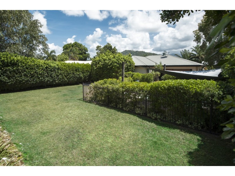 19 Shalom Close, Cooya Beach QLD 4873