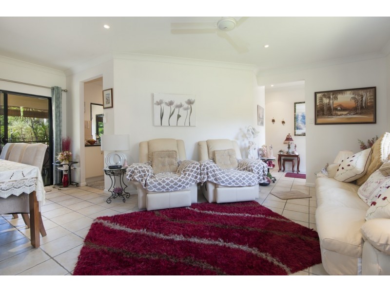 19 Shalom Close, Cooya Beach QLD 4873