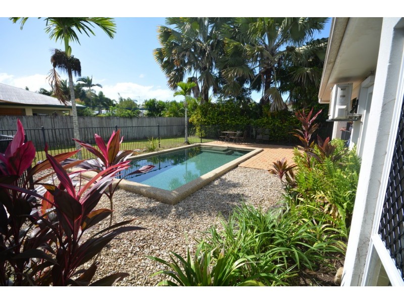 24 Brolga Street, Port Douglas QLD 4877