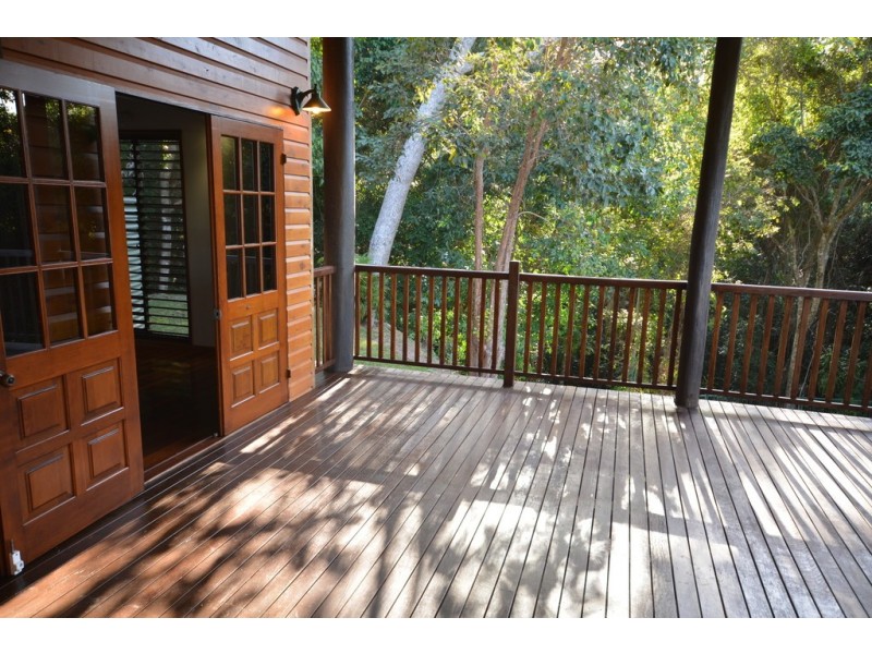 14 Ocean View Road, Port Douglas QLD 4877