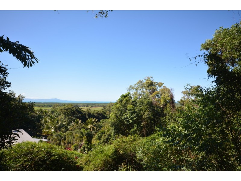 14 Ocean View Road, Port Douglas QLD 4877