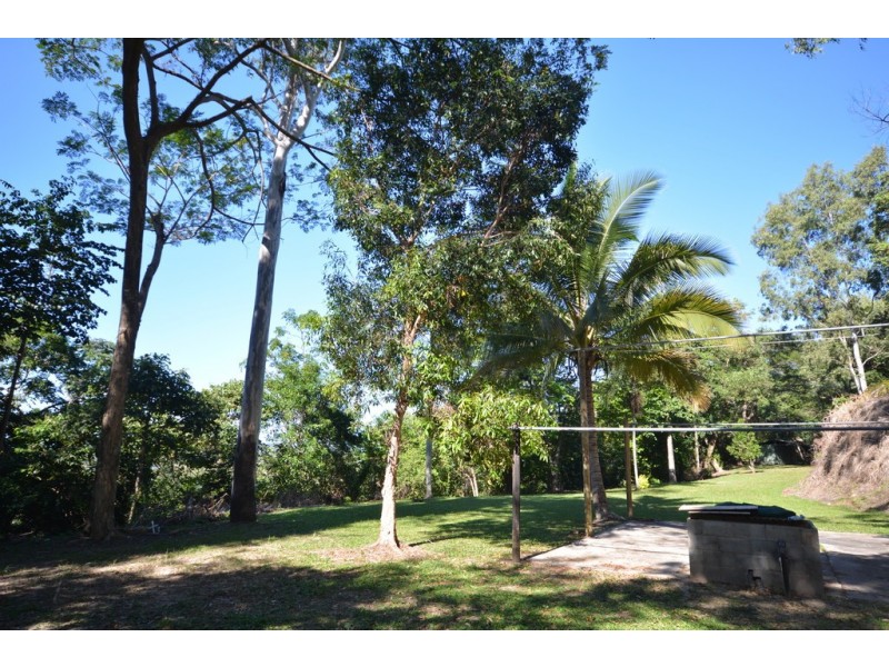14 Ocean View Road, Port Douglas QLD 4877