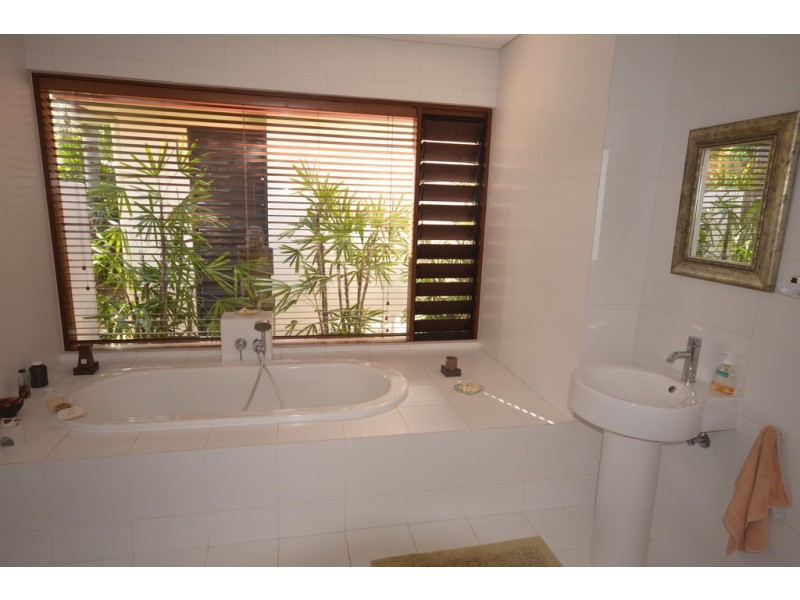 12 Sanderling Close, Port Douglas QLD 4877