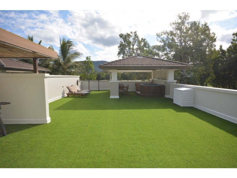 215/22 Mitre Street (Sea Temple), Port Douglas QLD 4877