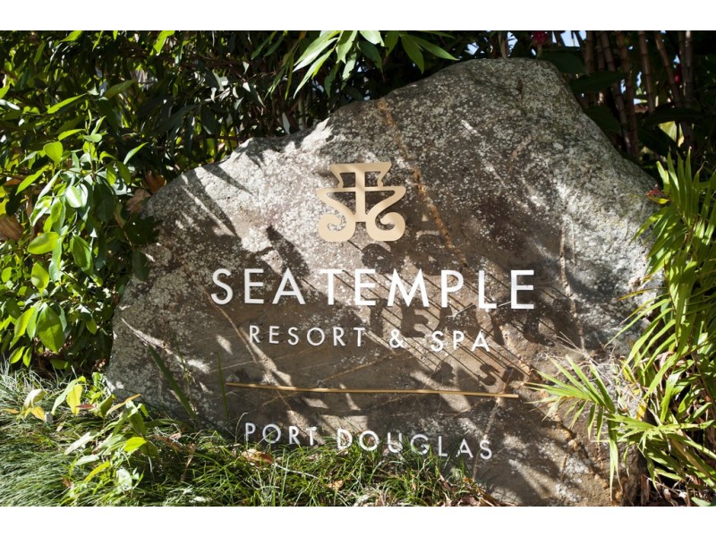 215/22 Mitre Street (Sea Temple), Port Douglas QLD 4877
