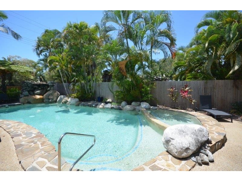 Unit 12, 121 Davidson Street (Lazy Lizard Motor Inn), Port Douglas QLD 4877