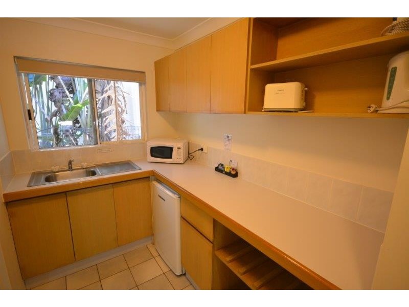 Unit 12, 121 Davidson Street (Lazy Lizard Motor Inn), Port Douglas QLD 4877
