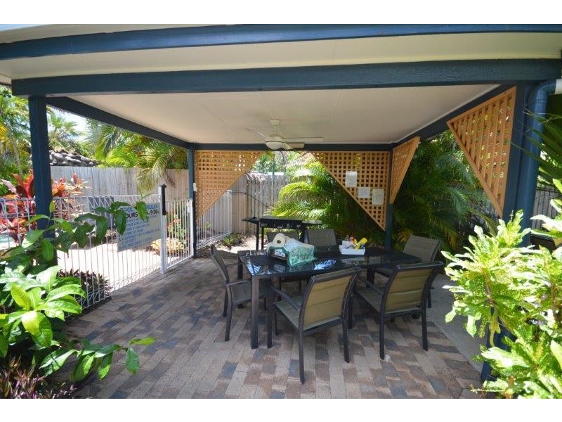 Unit 12, 121 Davidson Street (Lazy Lizard Motor Inn), Port Douglas QLD 4877