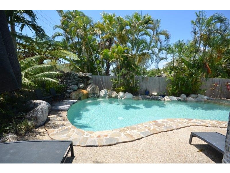 Unit 12, 121 Davidson Street (Lazy Lizard Motor Inn), Port Douglas QLD 4877