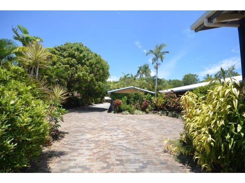 Unit 12, 121 Davidson Street (Lazy Lizard Motor Inn), Port Douglas QLD 4877