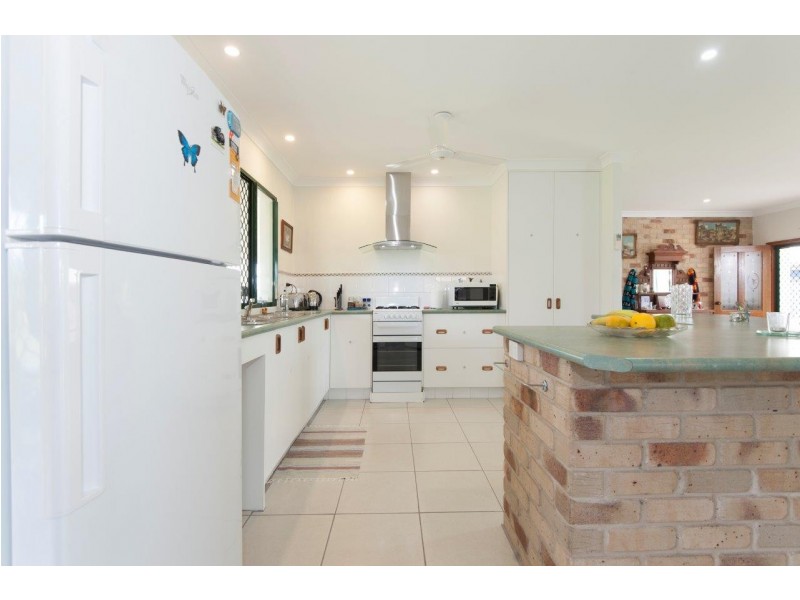 27 Coulthard Close, Newell QLD 4873