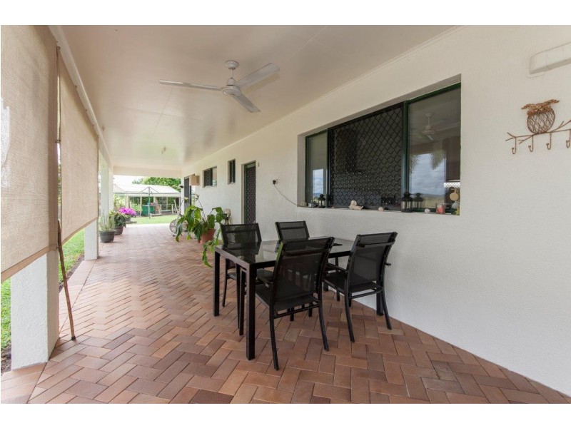 27 Coulthard Close, Newell QLD 4873