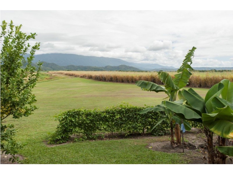 27 Coulthard Close, Newell QLD 4873