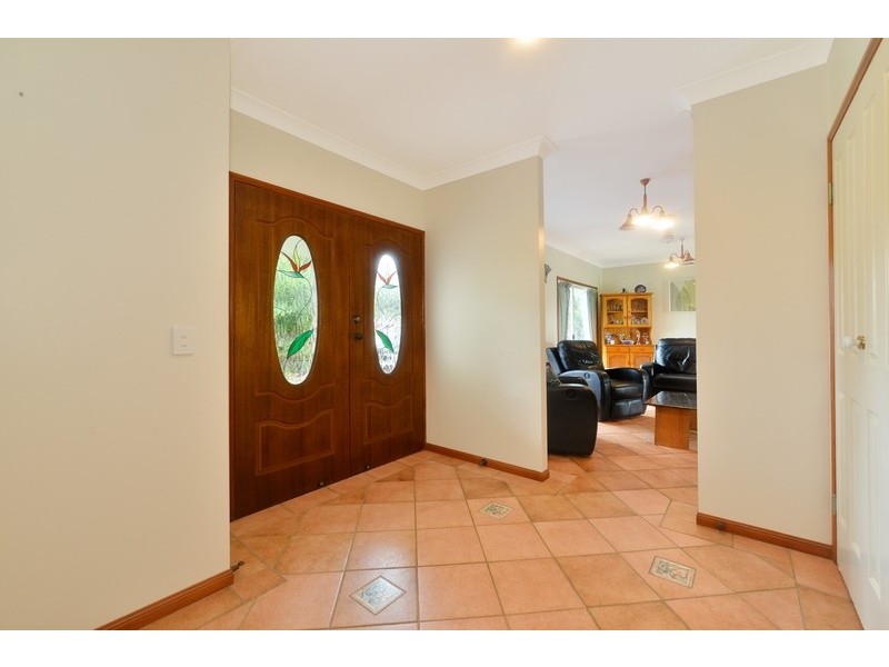 8 Shalom Close, Cooya Beach QLD 4873