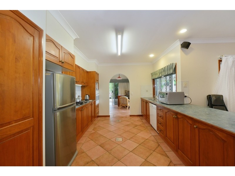 8 Shalom Close, Cooya Beach QLD 4873