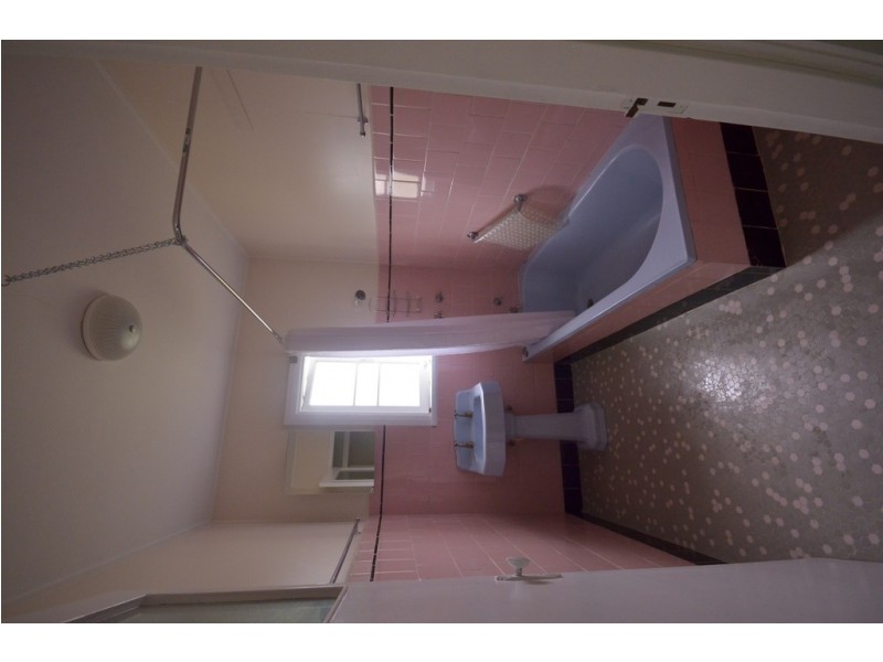 2 Ingles Street, Mossman QLD 4873