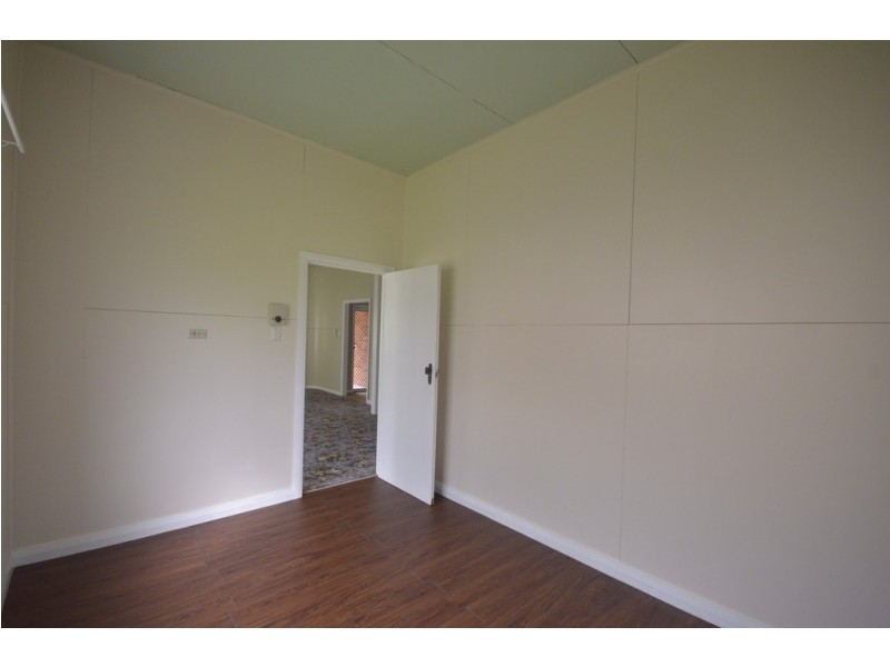 2 Ingles Street, Mossman QLD 4873