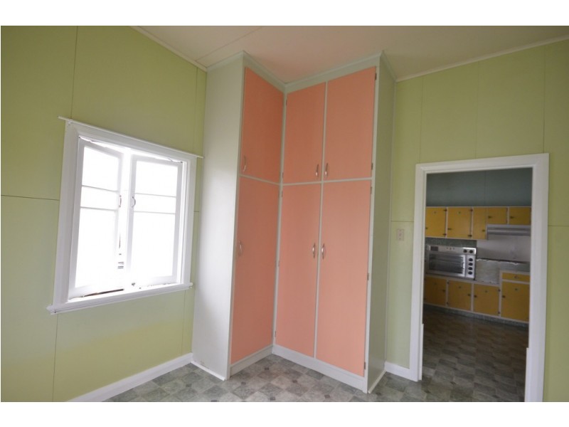 2 Ingles Street, Mossman QLD 4873