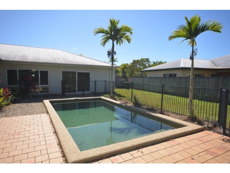 24 Brolga Street, Port Douglas QLD 4877