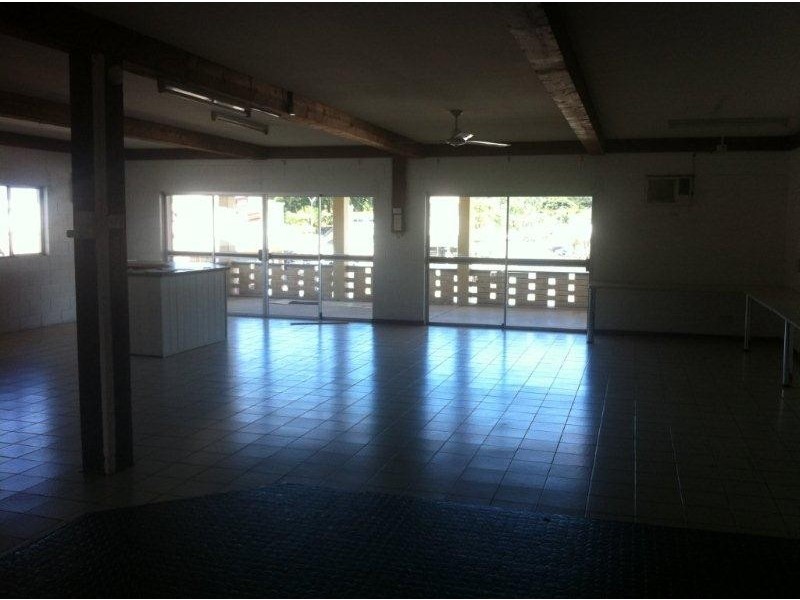 Unit 6/1 Front Street, Mossman QLD 4873