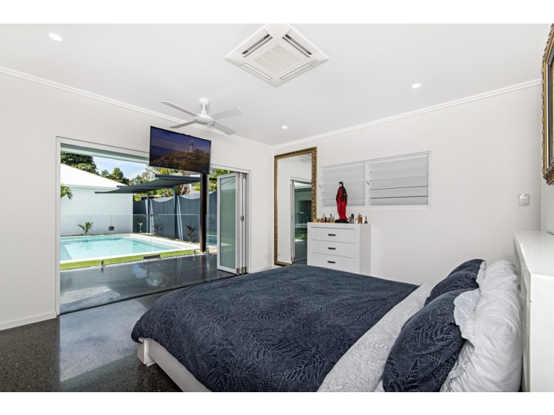 17/14 Barrier Street (The Sands Estate), Port Douglas QLD 4877