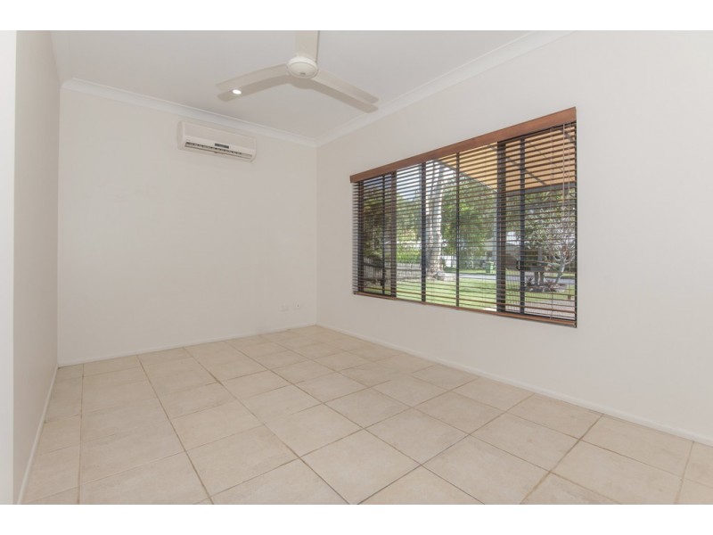 16 Ti Tree Street, Port Douglas QLD 4877