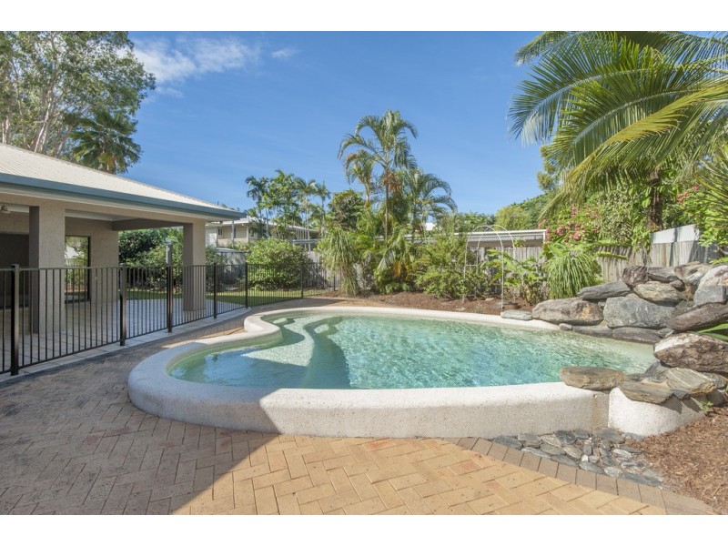 16 Ti Tree Street, Port Douglas QLD 4877