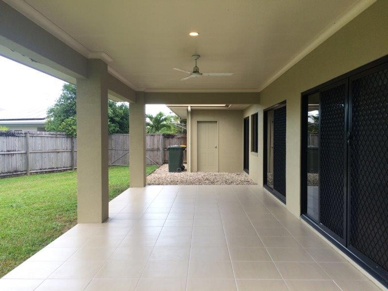 18 Spoonbill Close, Mossman QLD 4873