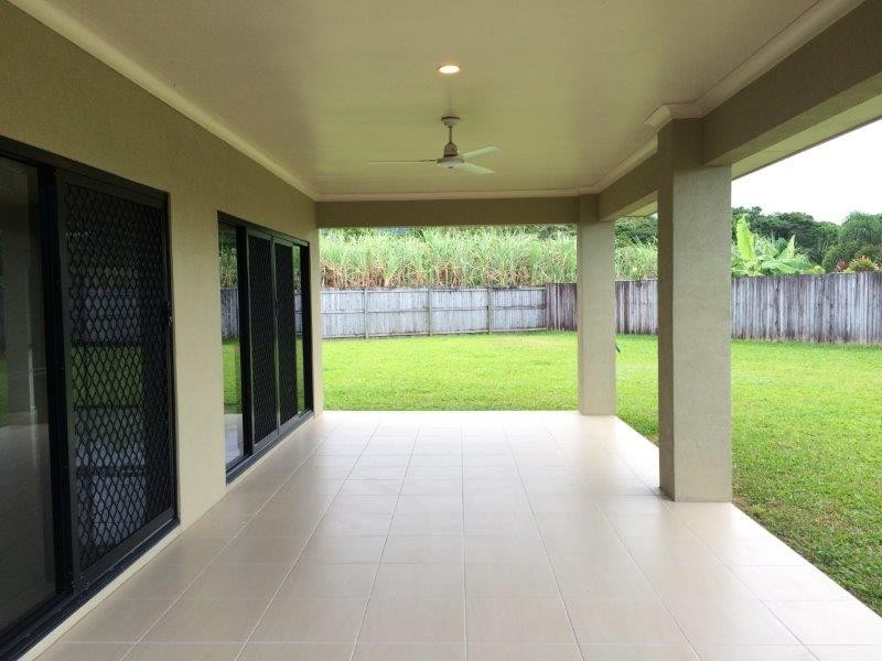 18 Spoonbill Close, Mossman QLD 4873