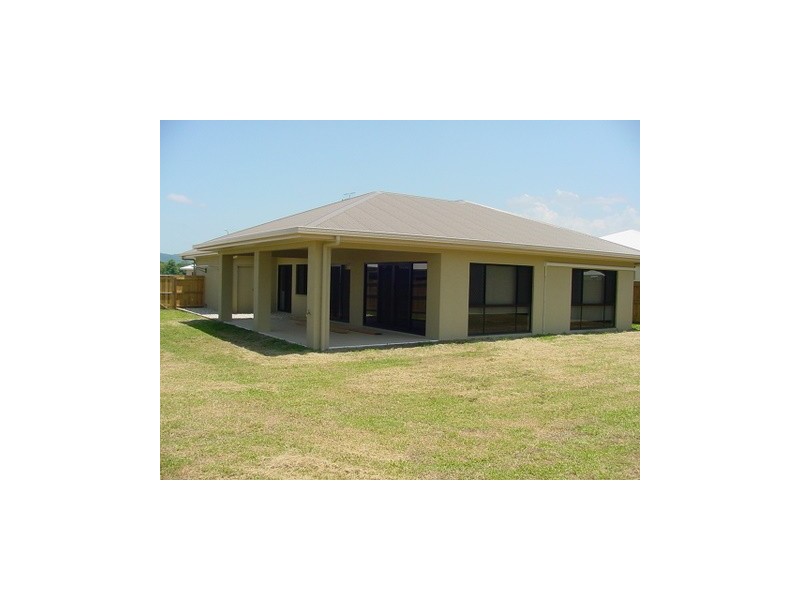 18 Spoonbill Close, Mossman QLD 4873