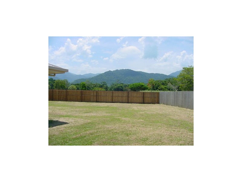 18 Spoonbill Close, Mossman QLD 4873