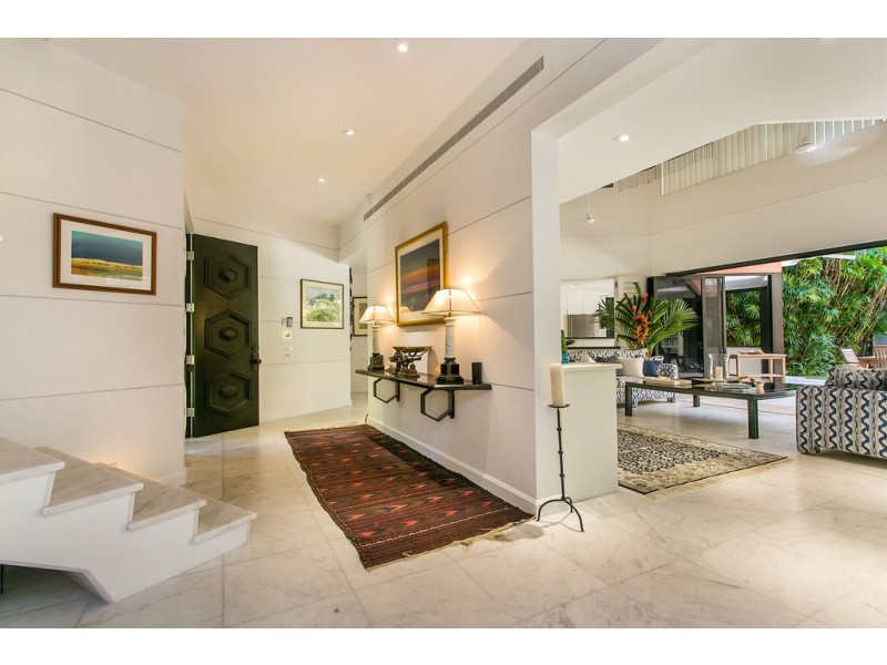 2 Solander Boulevard, Port Douglas QLD 4877