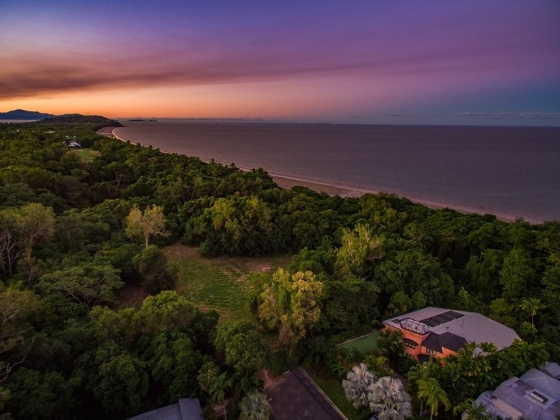 2 Solander Boulevard, Port Douglas QLD 4877