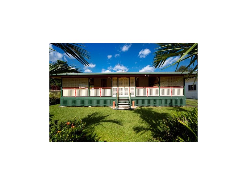 23 Owen Street, Mossman QLD 4873