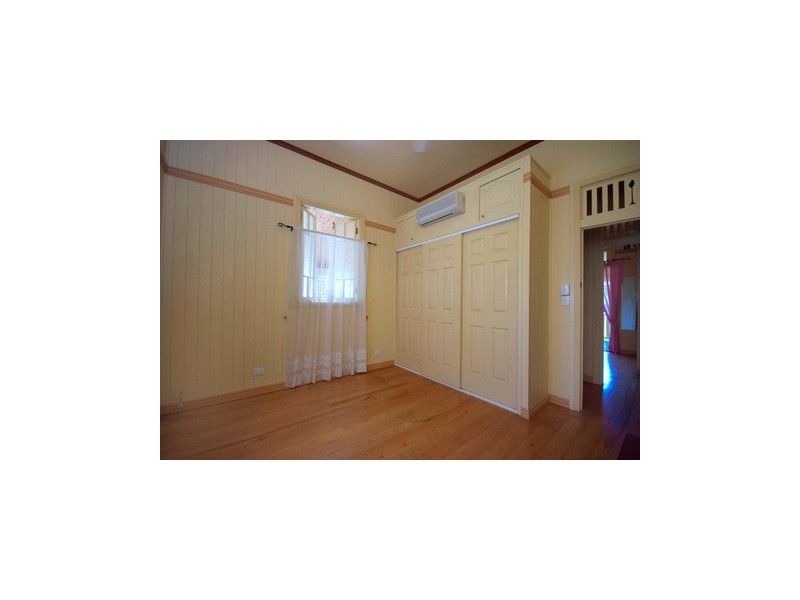 23 Owen Street, Mossman QLD 4873