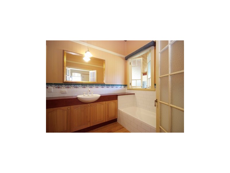 23 Owen Street, Mossman QLD 4873