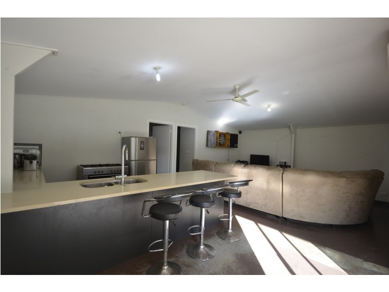 21 Orchid Ave, Rocky Point QLD 4873