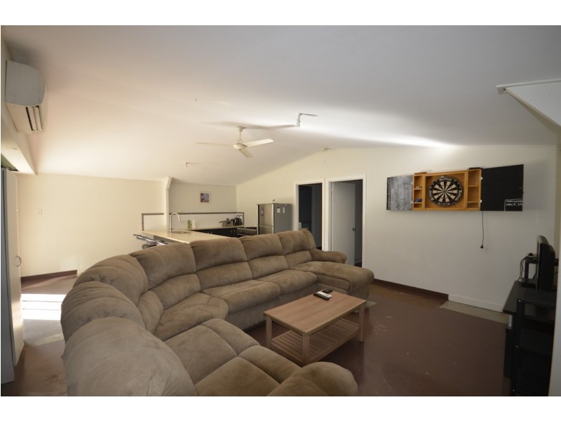 21 Orchid Ave, Rocky Point QLD 4873
