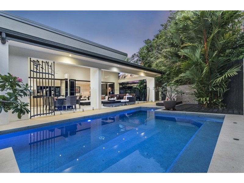 18/14 Barrier Street (The Sands), Port Douglas QLD 4877